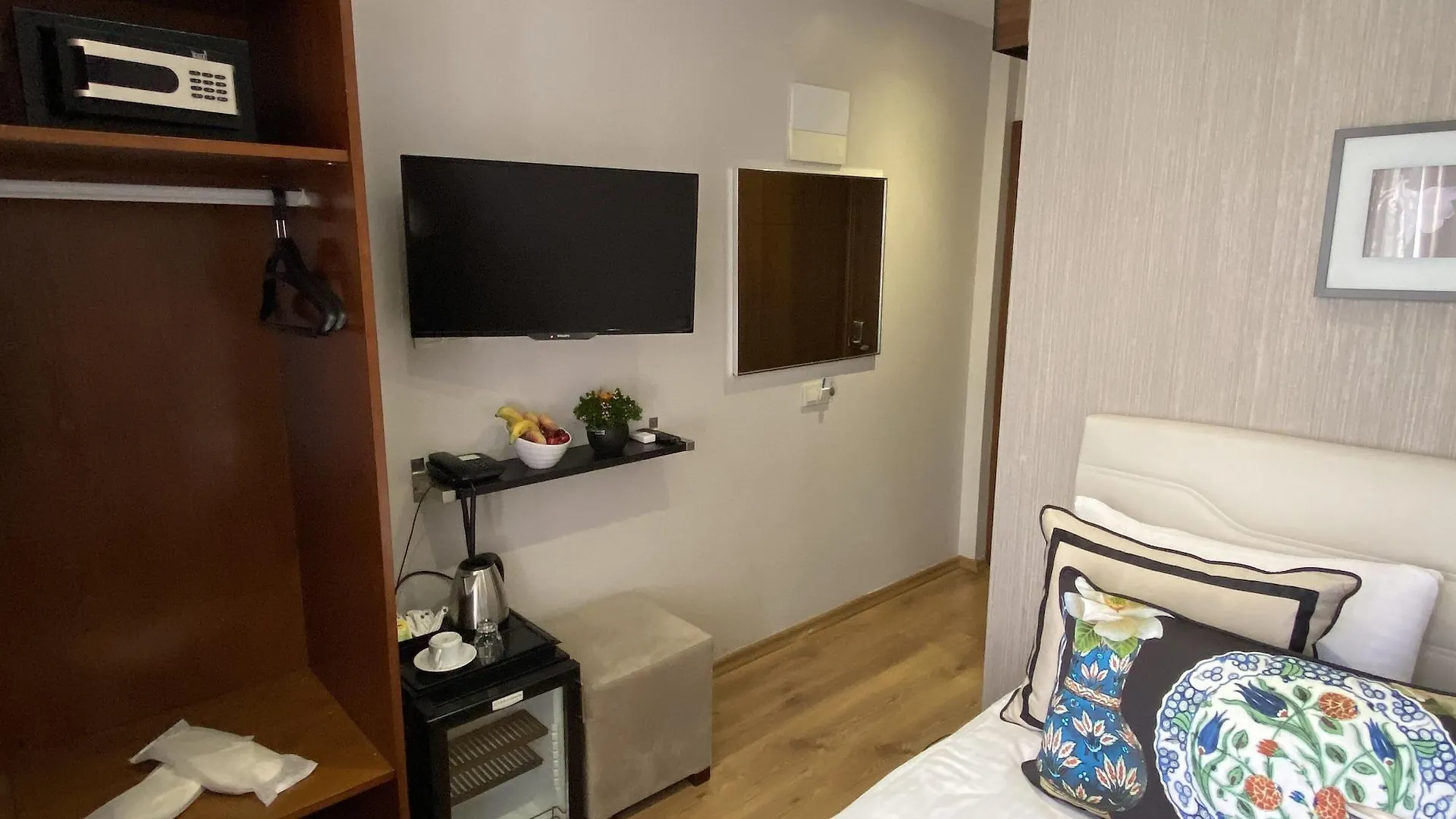 Four Doors Hotel Istanbul 3*,